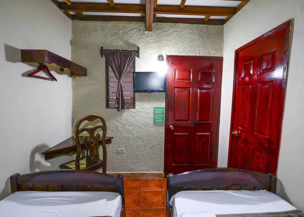 Hotel Libano León エクステリア 写真